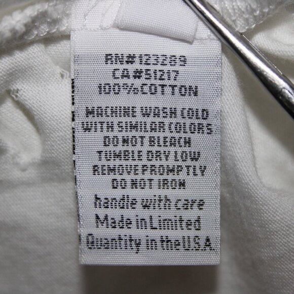 Lauren Moshi Sz M White Black Red CBGB Home Of Underground Rock 100% Cotton Top - Picture 14 of 16